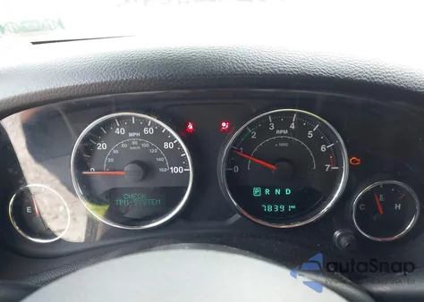 2017 Jeep Wrangler Unlimited Sahara 4X4 из США, поврежденный, VIN 1C4BJWEG6HL725479